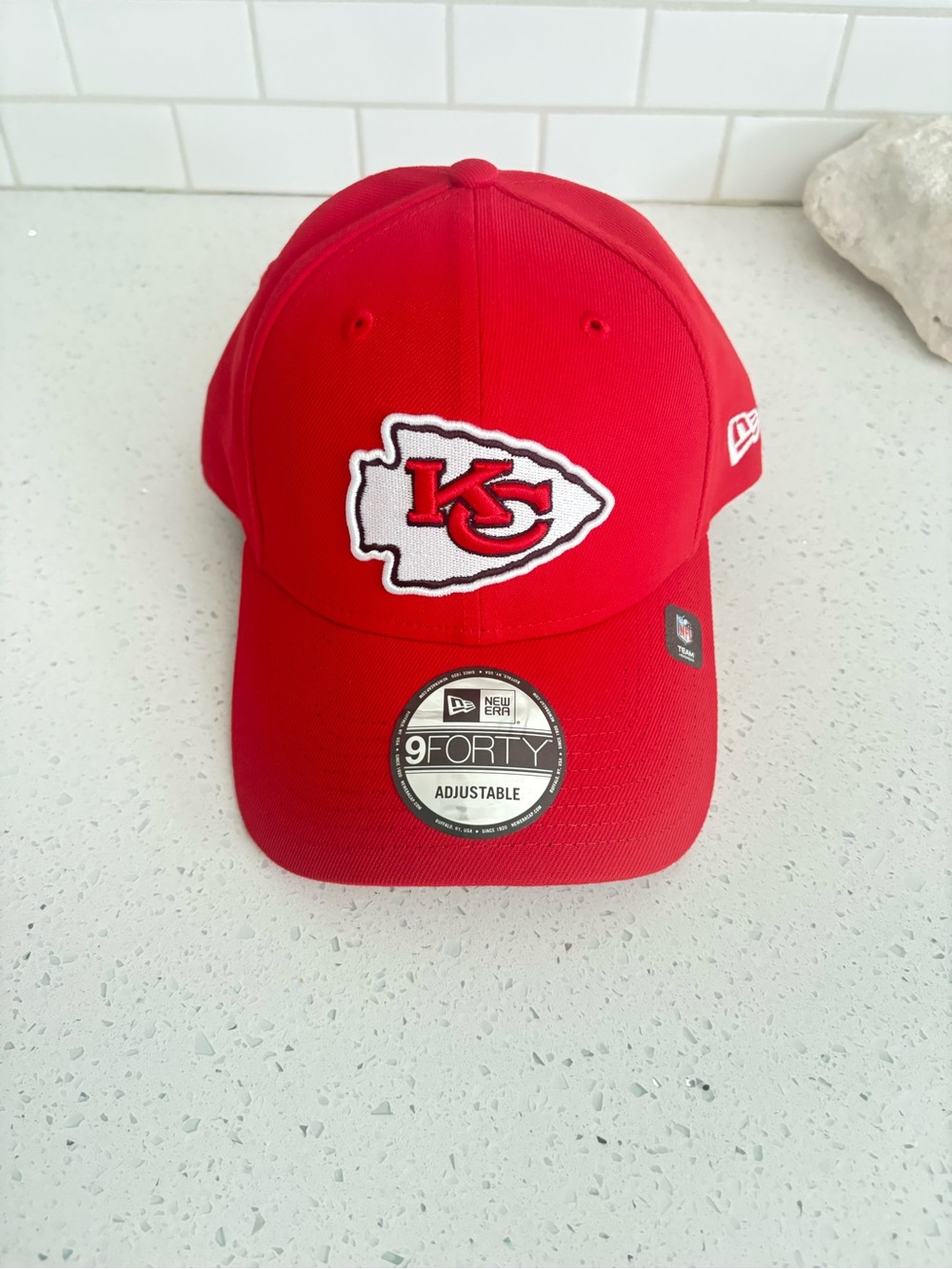 NWT New Era 9FORTY Kansas City Chiefs NFL Red Adjustable Strapback Hat One Size